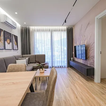 Palm Bay Apartments Vlore Exterior photo